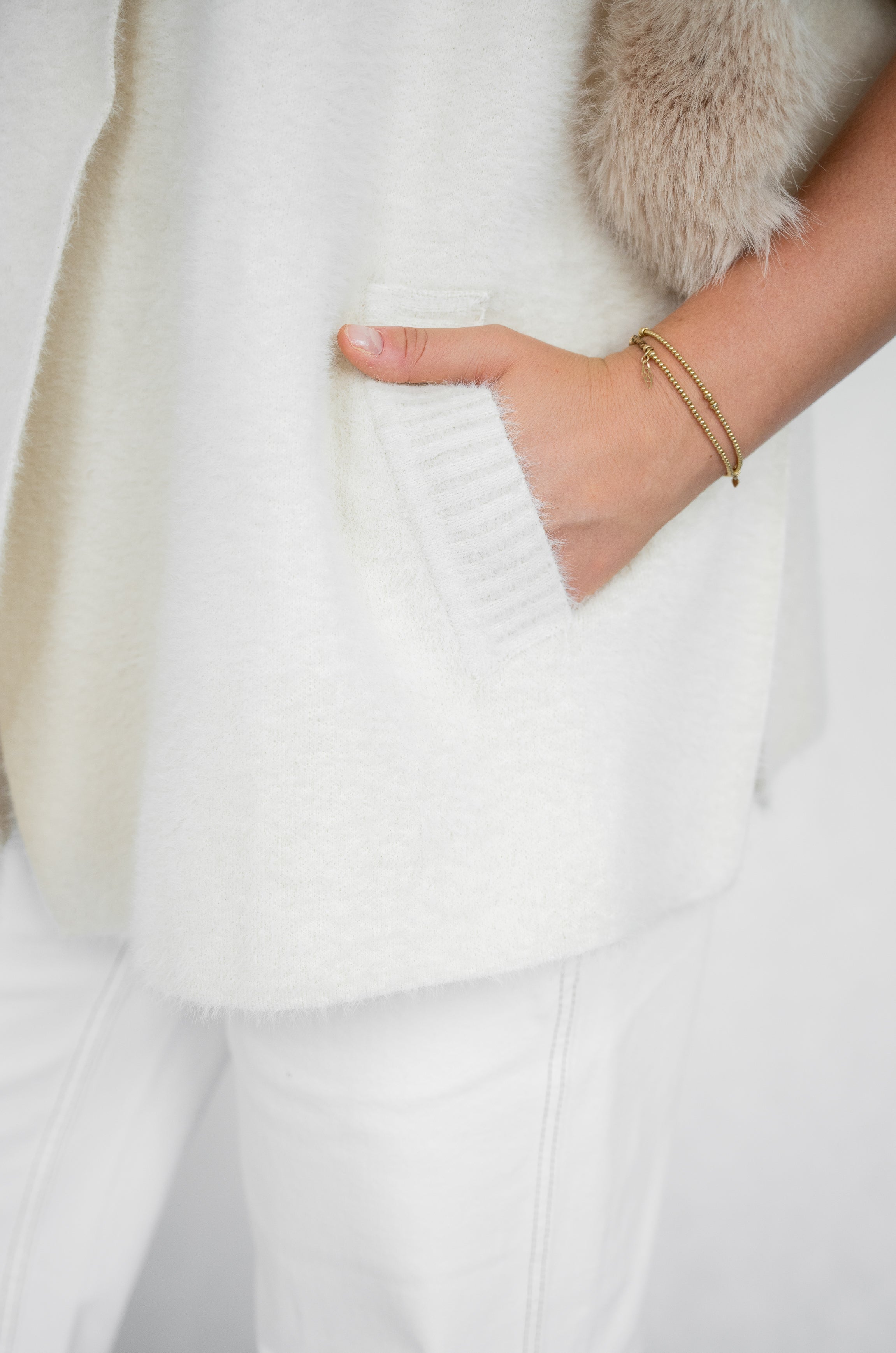 Jacqui Coatigan | Winter White